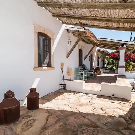 Flh Belaventura Villa Bed & Breakfast